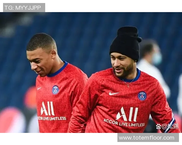 球员转会市场风云再起 重磅交易引发全球足坛震动