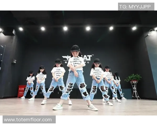 街舞战术解析:深圳街舞队如何构建灵活高效的转换体系