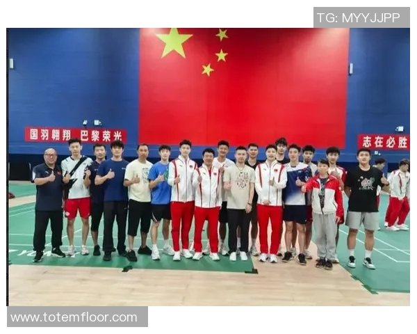 成都羽毛球队荣登全国配合排行榜第三名展现出色团队实力与默契配合